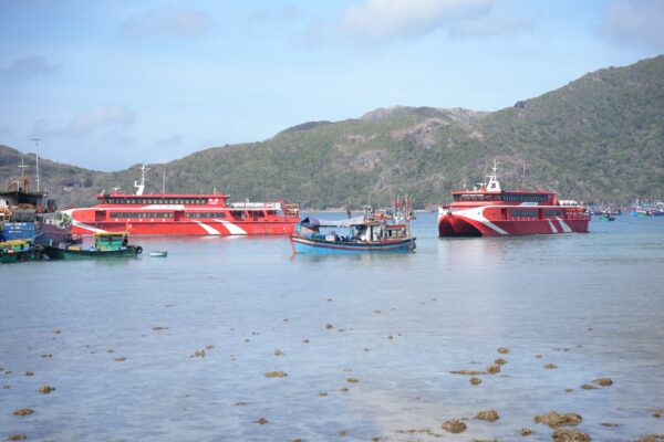 Tàu cao tốc Côn Đảo Express tại Côn Đảo
